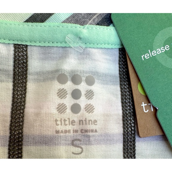 NEW Title Nine Vibe Tank Top in Hanalei Stripe Print - Picture 8 of 17